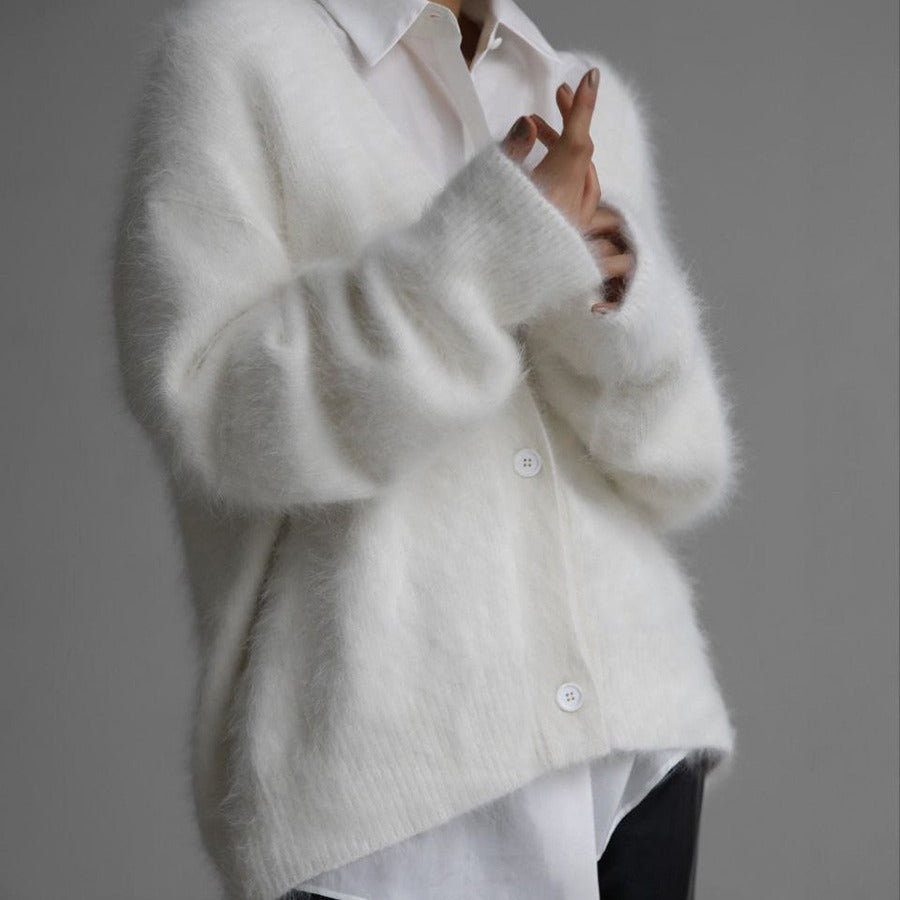 Strickjacke mit V-Ausschnitt und Knöpfen