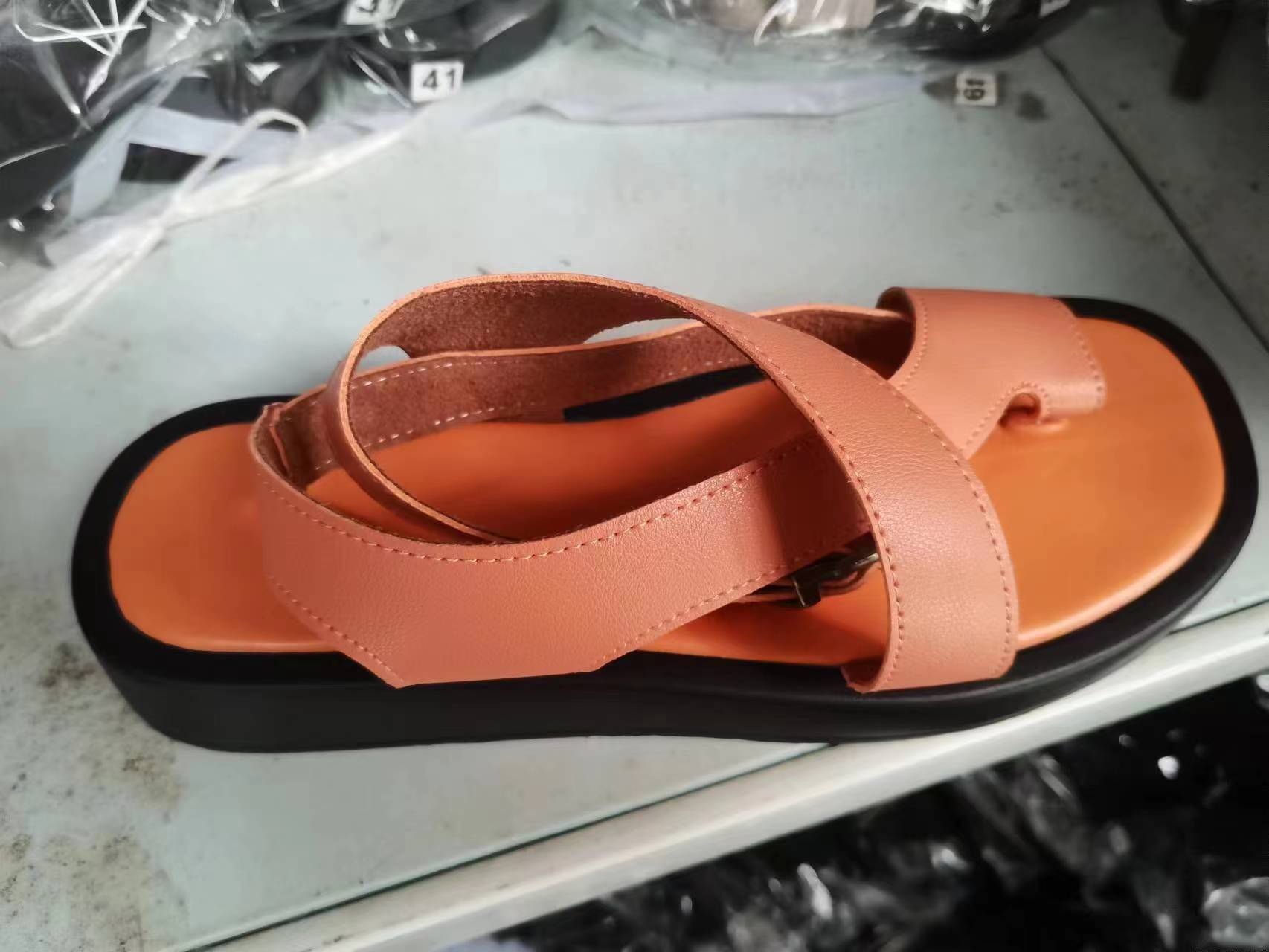 Casual Clip Toe Thick Sole Sandals