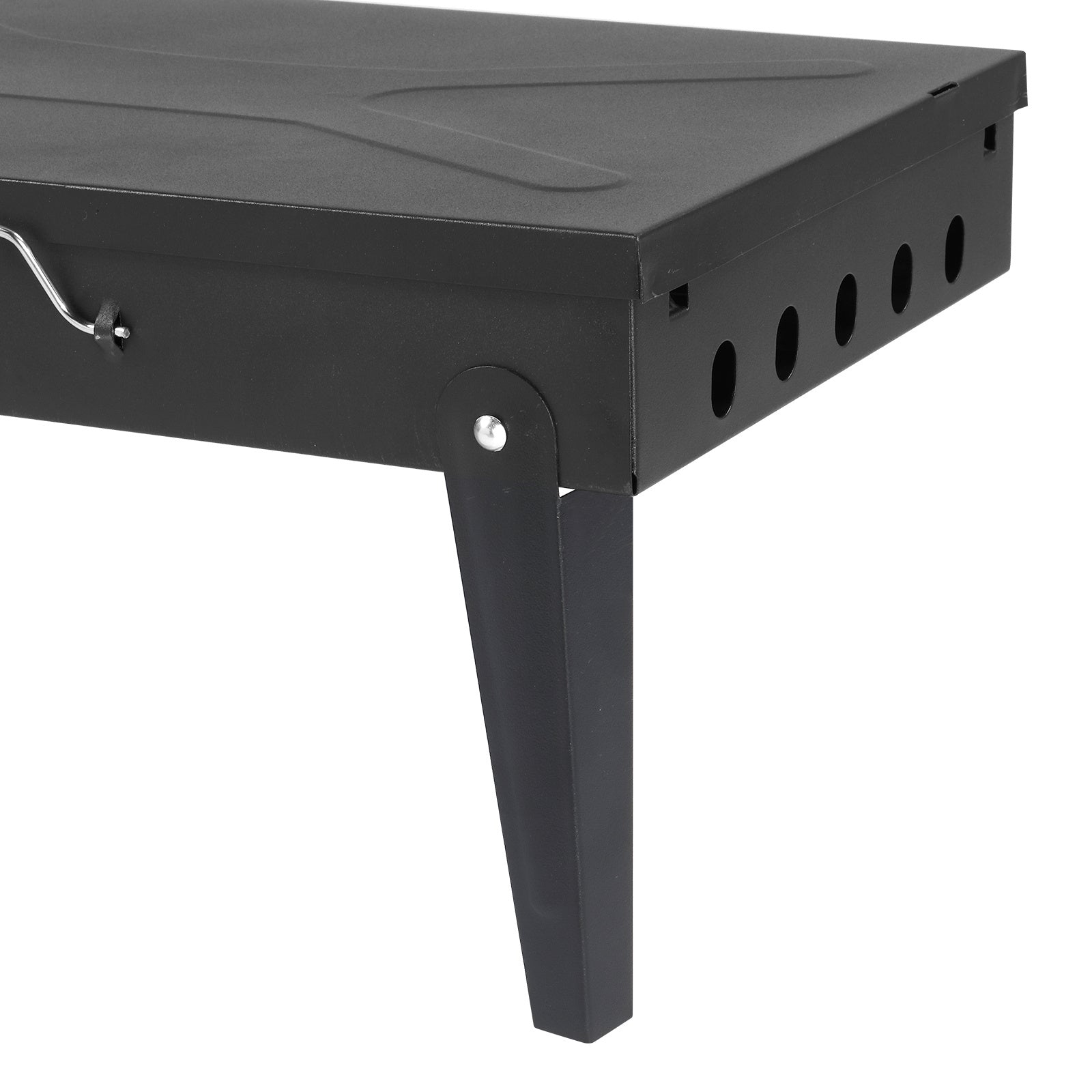 Schwarzer quadratischer Carbonofen