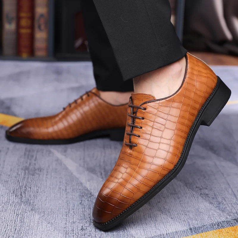 Luxuriöse Herren-Oxford-Schuhe aus Brogue-Leder