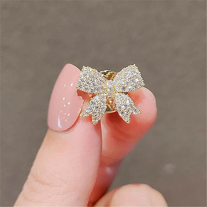 Flower and Bow Metal Brooch Set