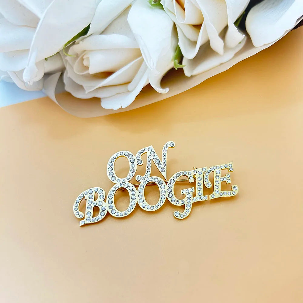 DODOAI Custom Diamond Letter Brooch