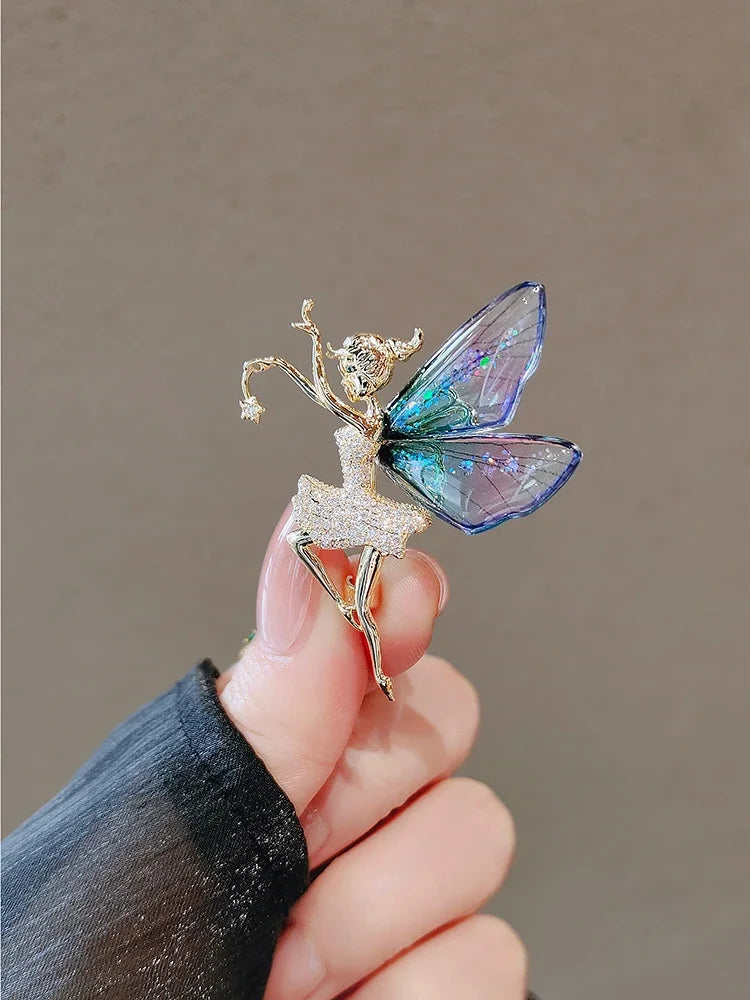 Retro Green Emerald Butterfly Brooch