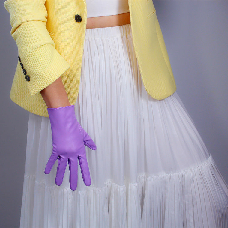 Elegant Faux Leather Gloves