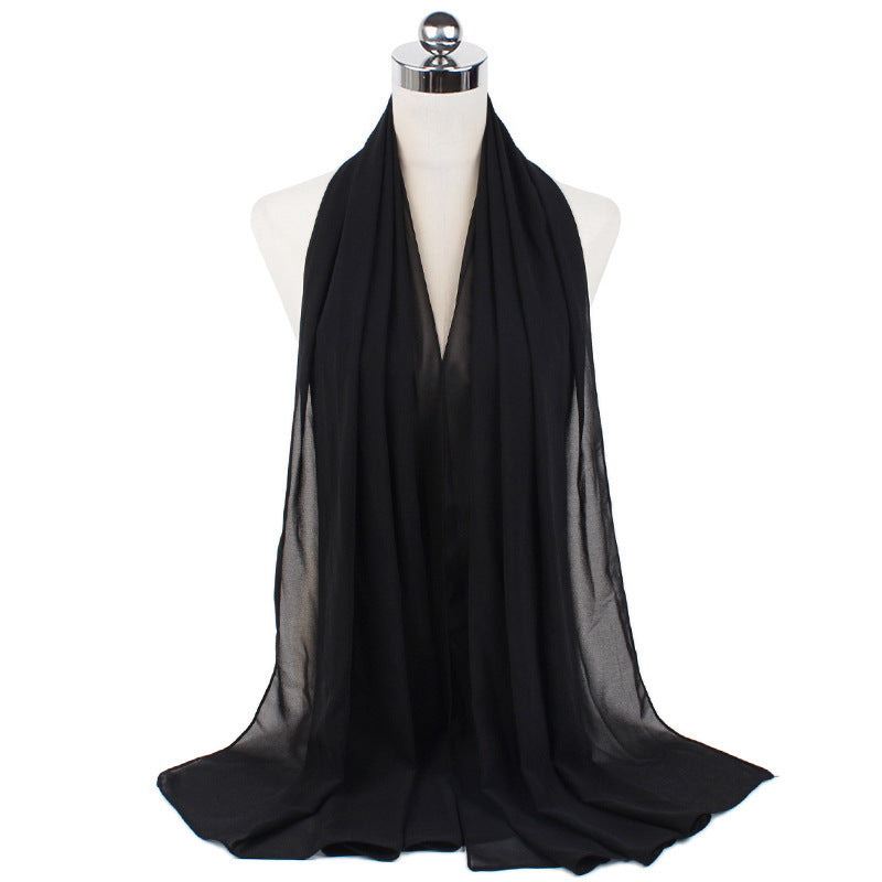 Foulard hijab en mousseline de soie monochrome à perles