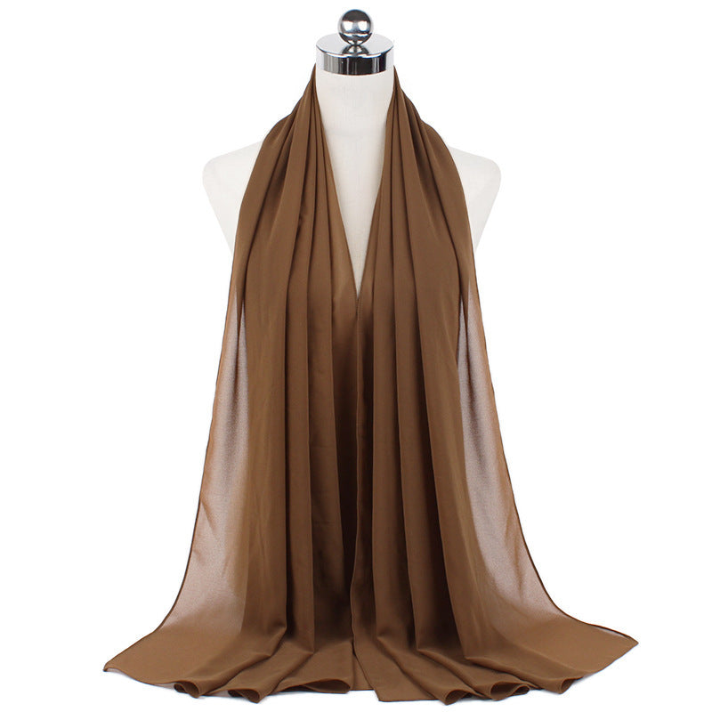 Foulard hijab en mousseline de soie monochrome à perles