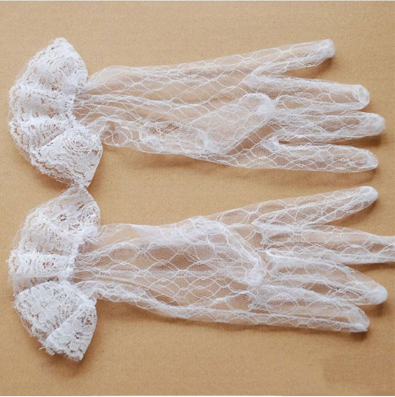 Elegant Wedding Gloves for Brides