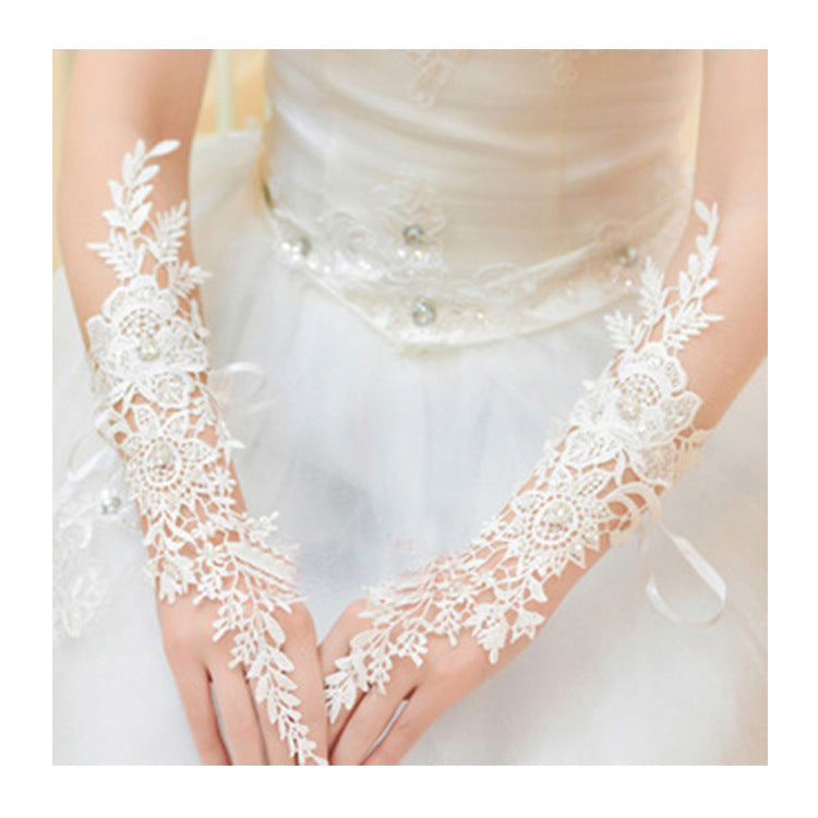 Elegant Bride Wedding Gloves