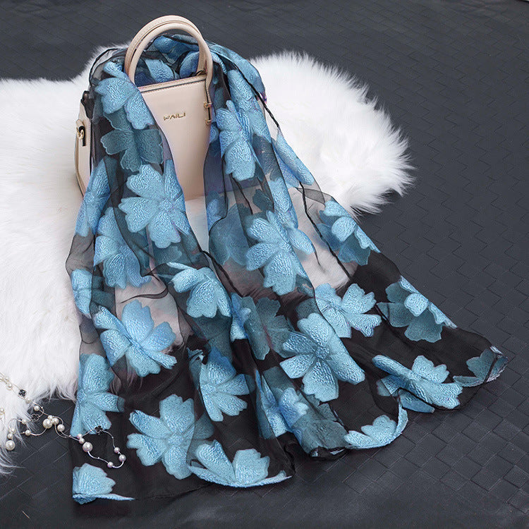 Foulard en soie simulée creuse à fleurs coupées