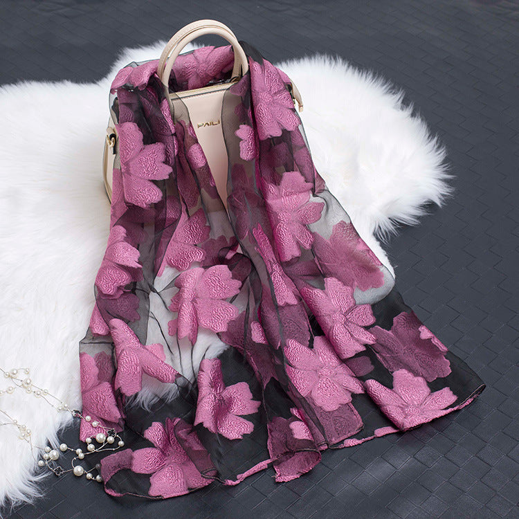 Foulard en soie simulée creuse à fleurs coupées