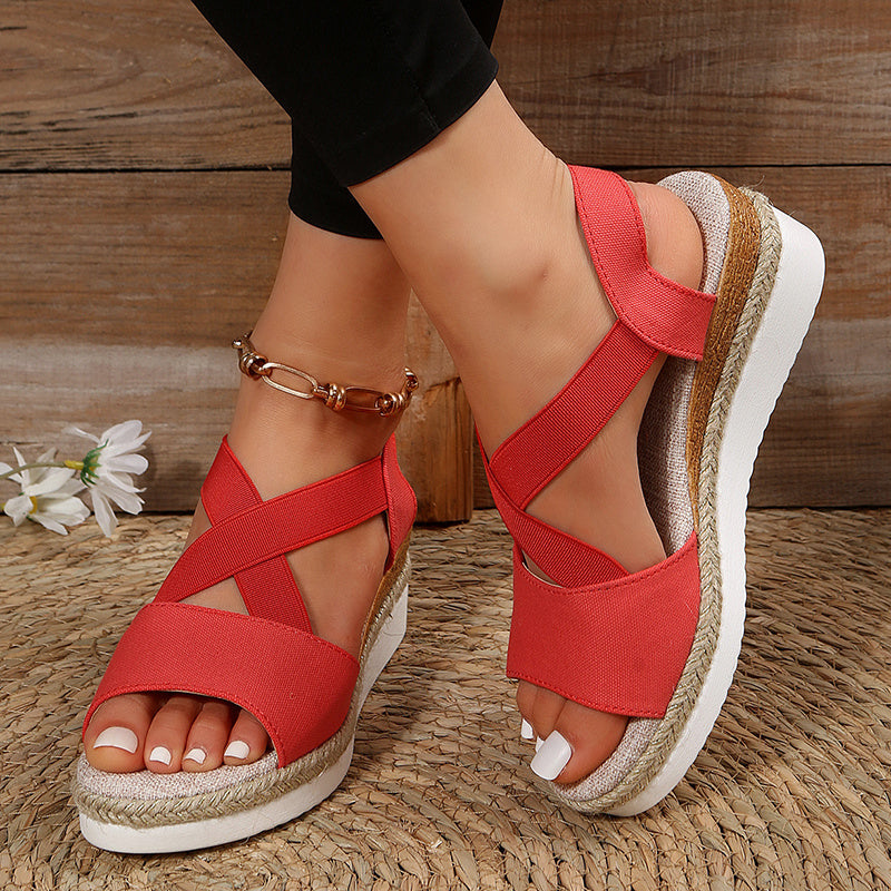 Damen-Sandalen mit überkreuzten Riemen und Keilabsatz