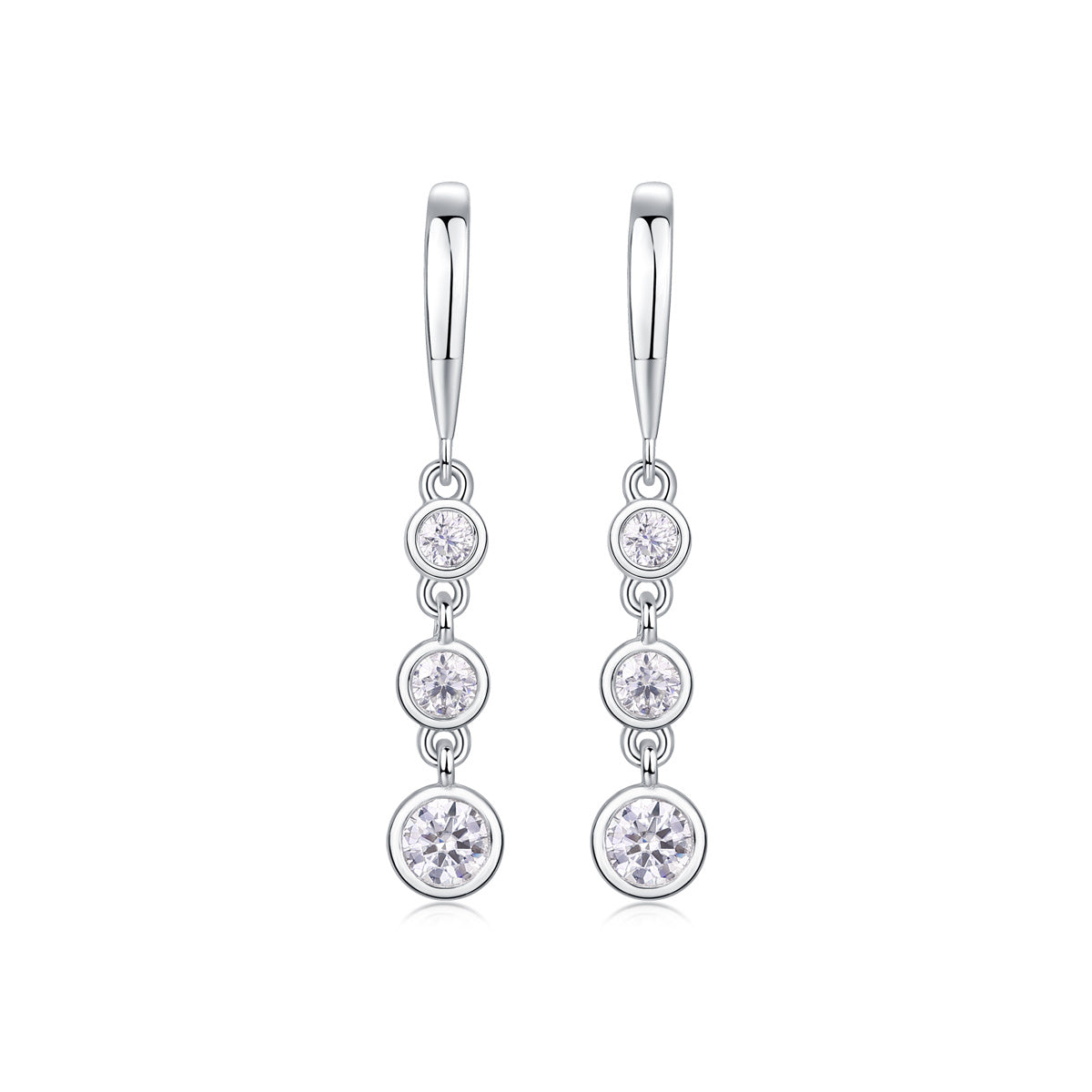 Klassische Moissanit-Ohrringe mit mehreren Diamanten
