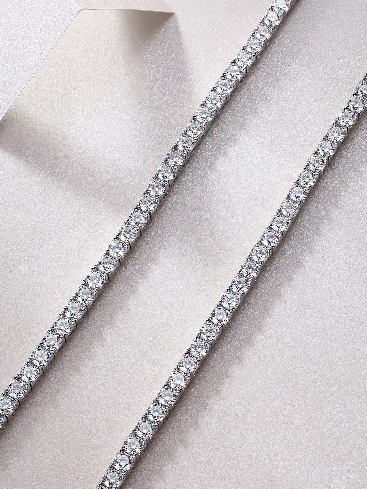 Luxuriöse Halskette aus Mosan-Diamant-Silber 925