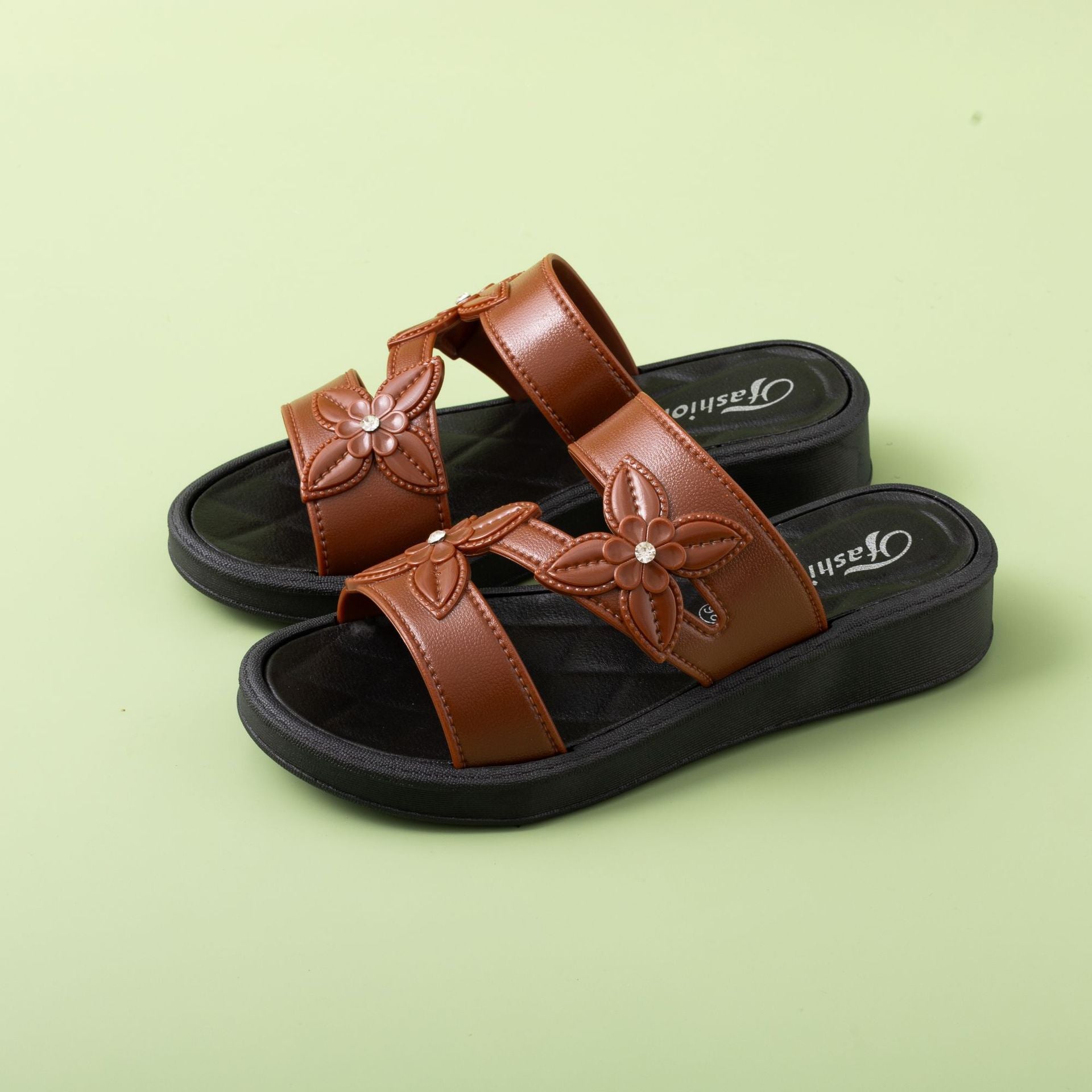Casual Thick Sole Non-Slip Outdoor Slippers