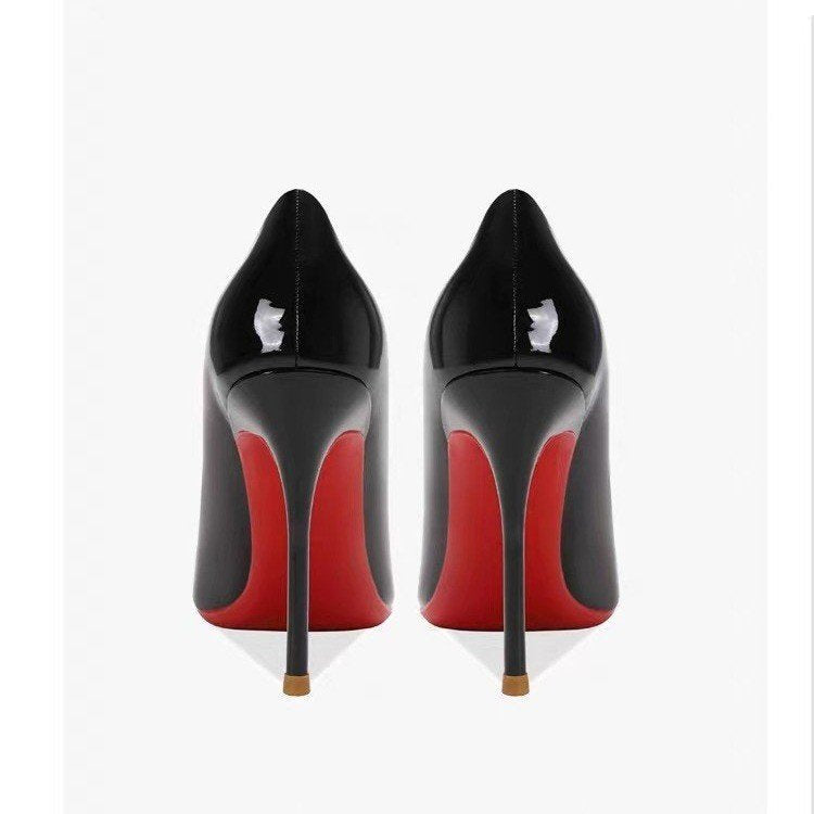 Damen Spitz zulaufende High Heels aus Lackleder mit niedrigem Schnitt
