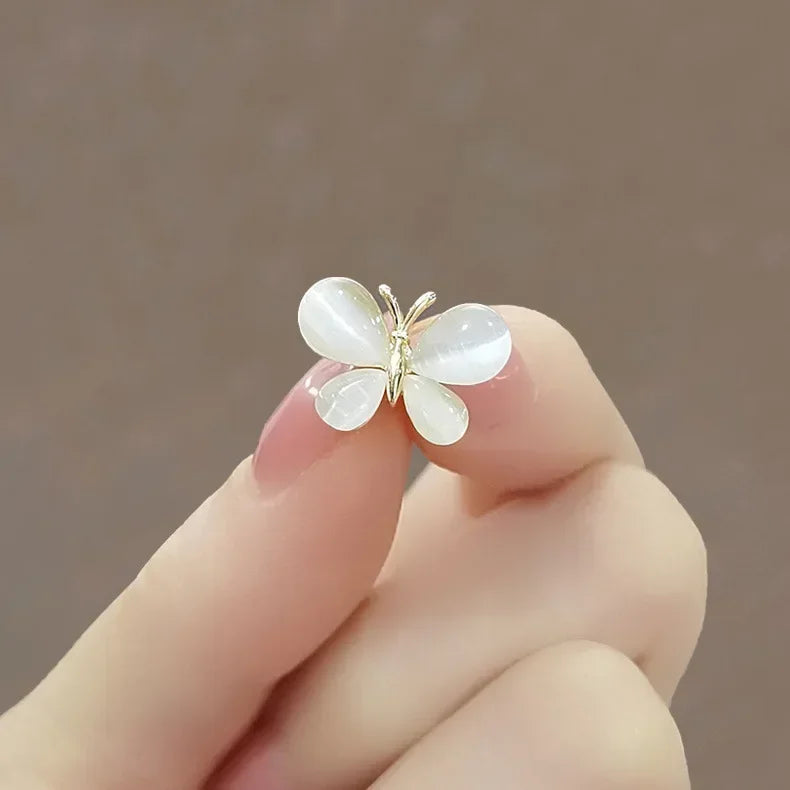 Flower and Bow Metal Brooch Set