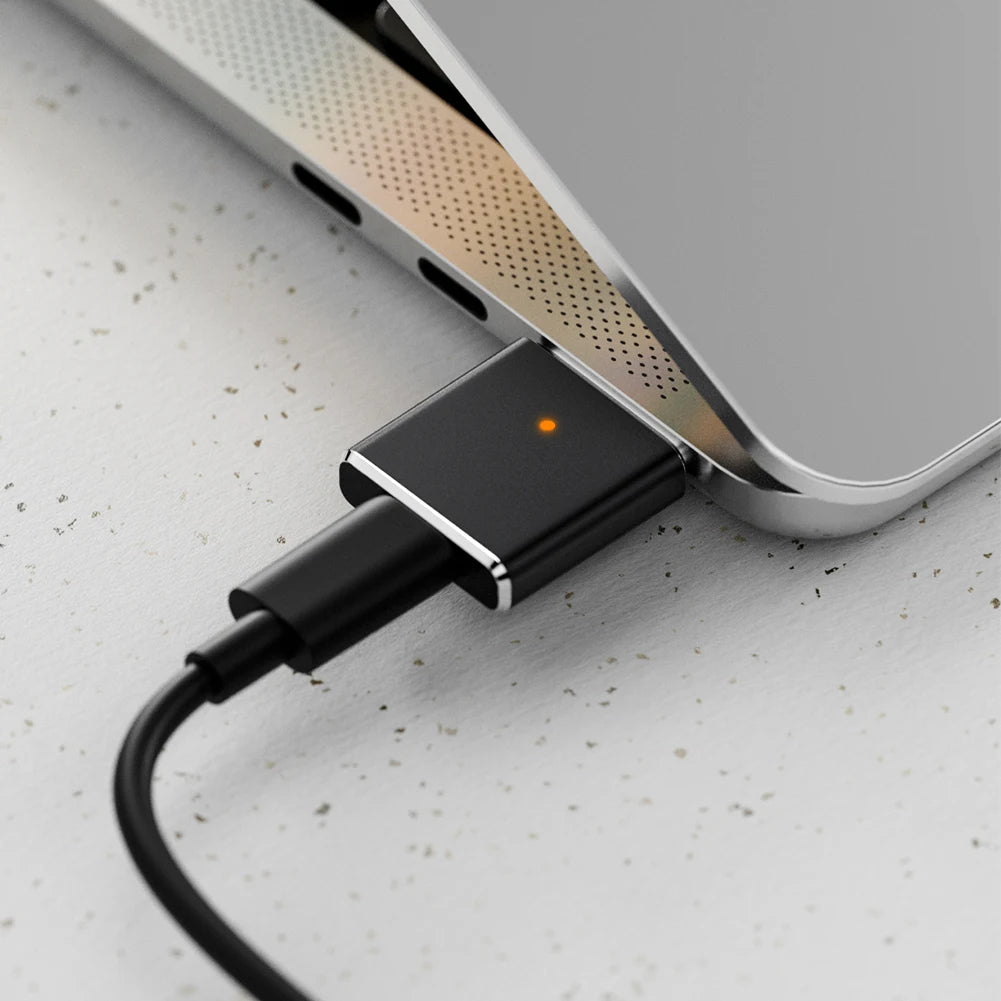 100W Magnetic PD3.1 USB-C Adapter LED
