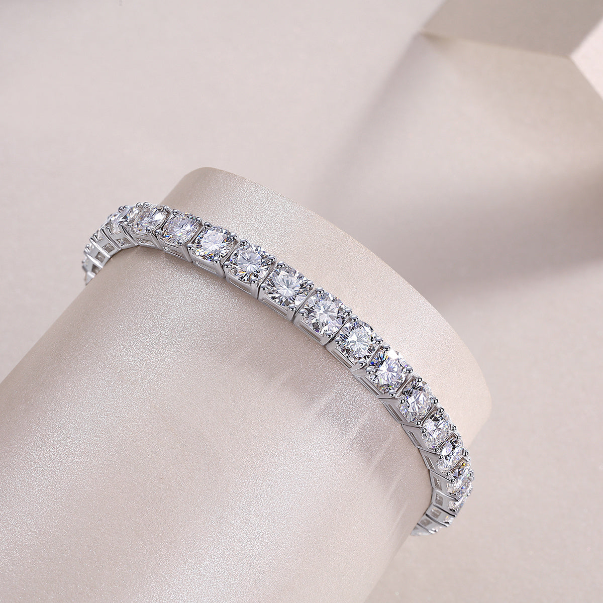 Gravitation Moissanit Silberarmband