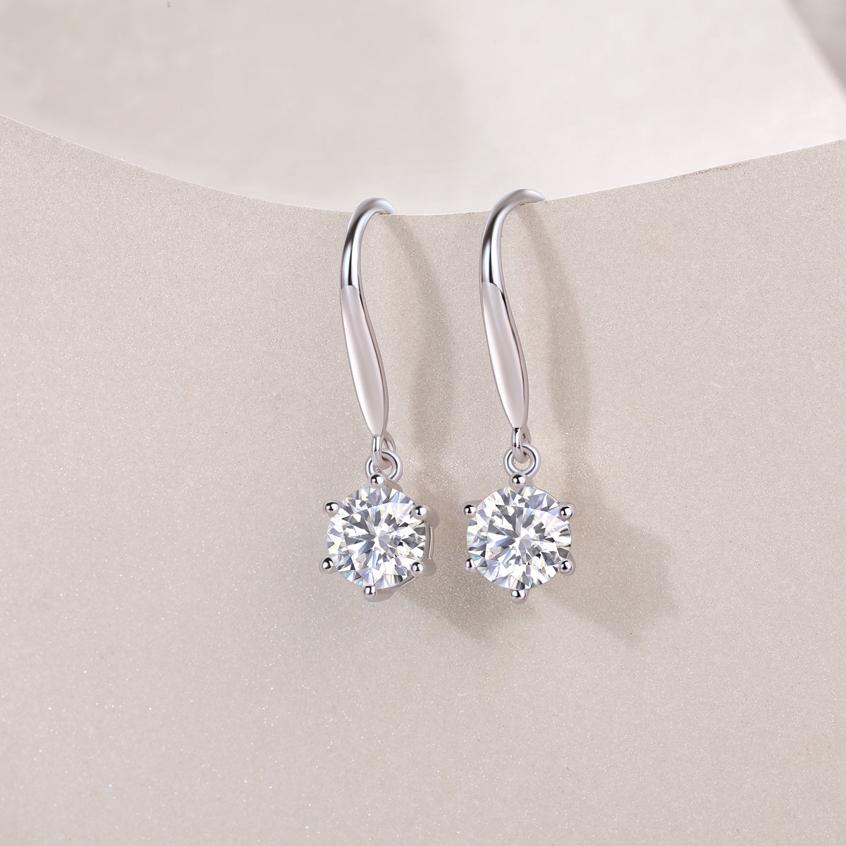 Jumping Wind Moissanite Silber Ohrringe