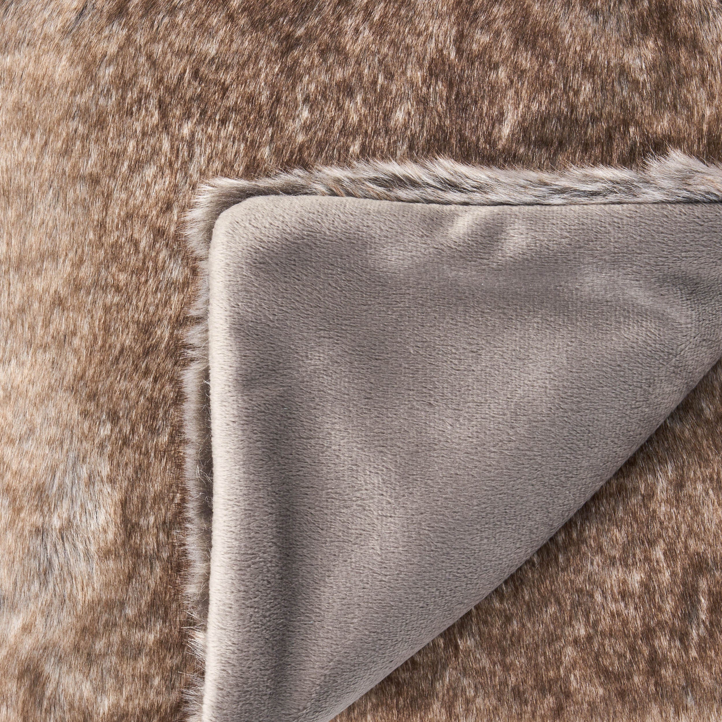 Soft Cozy Blanket – 50 x 60 Inches