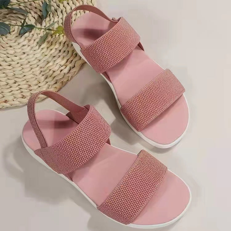 Flache Flyknit-Sandalen mit elastischem Riemen hinten