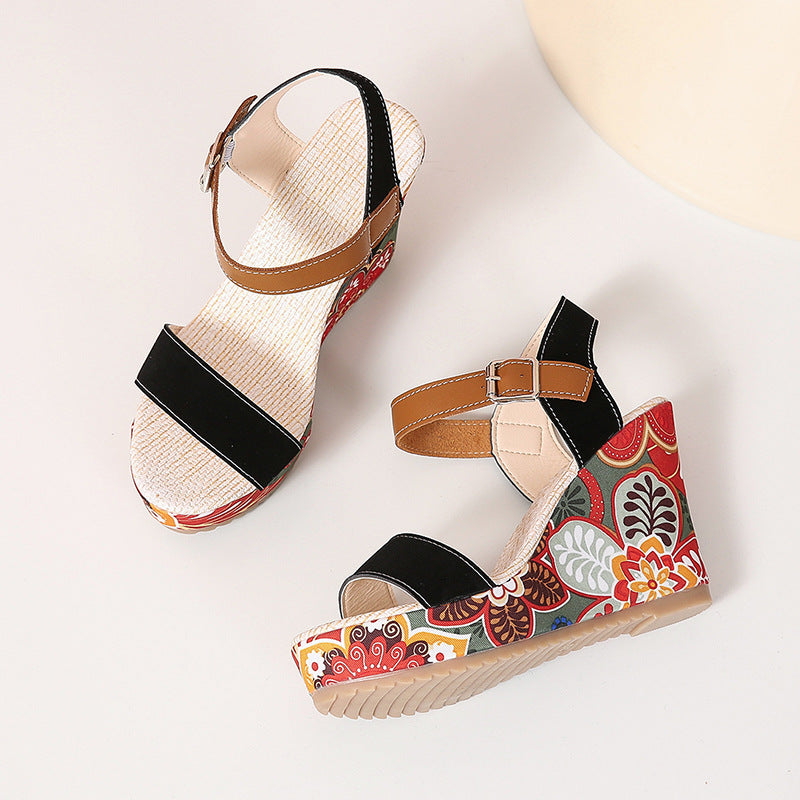 Bestickte Blumen Keilsandalen Damen
